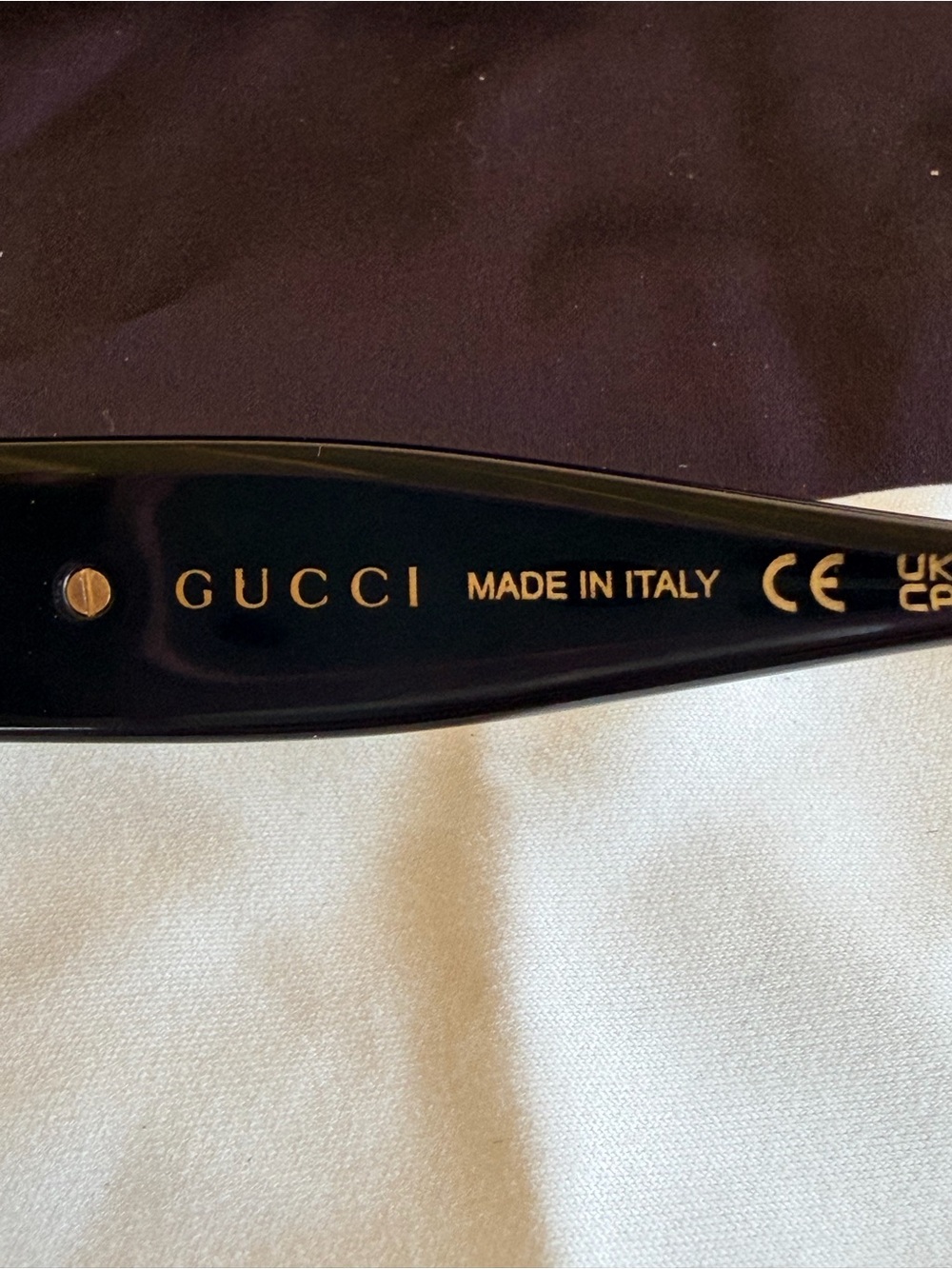 Gucci Sunglasses With Case Complete Inclusion - Picture 5 of 7